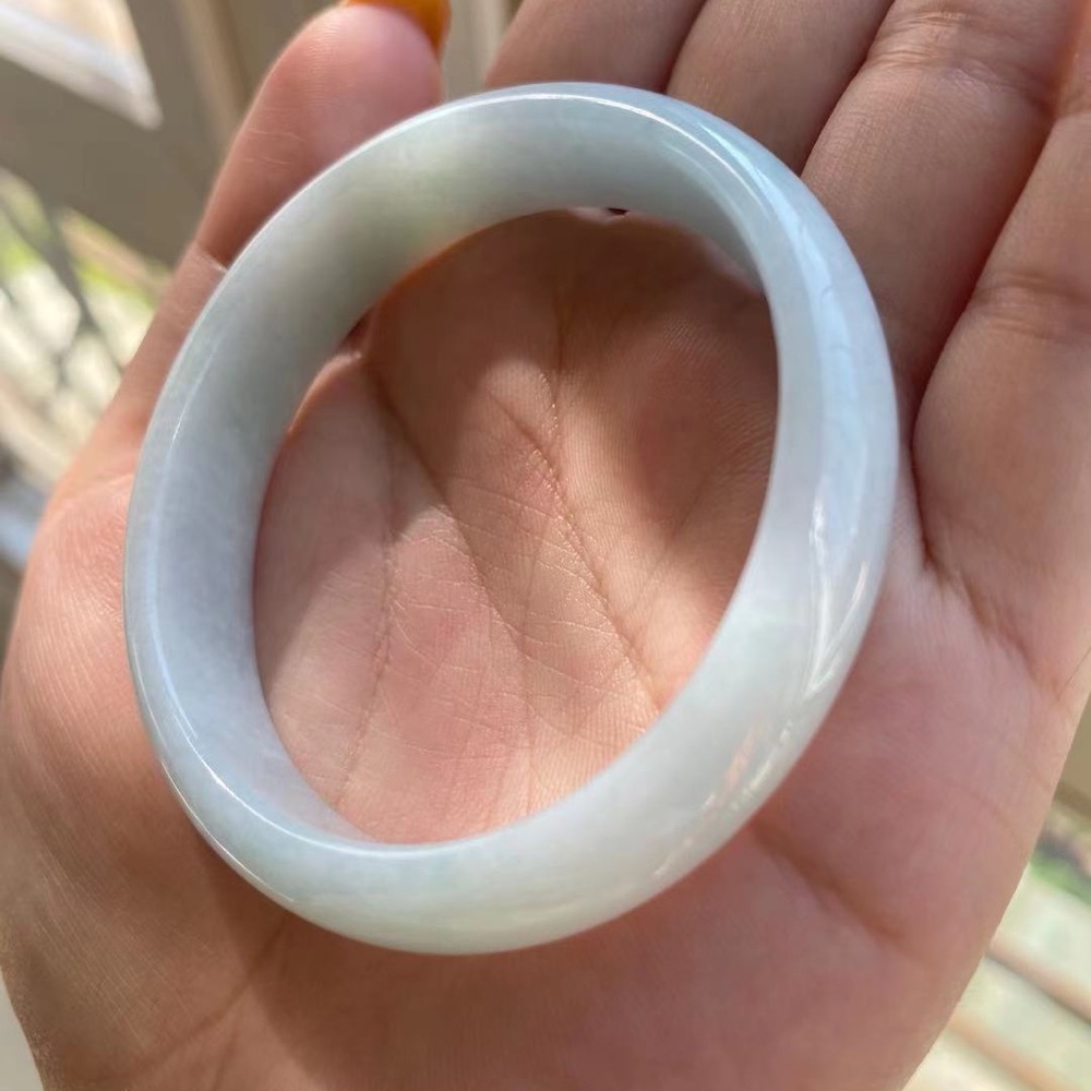 100% nature certify jadeite bracelet 52.5mm Oval